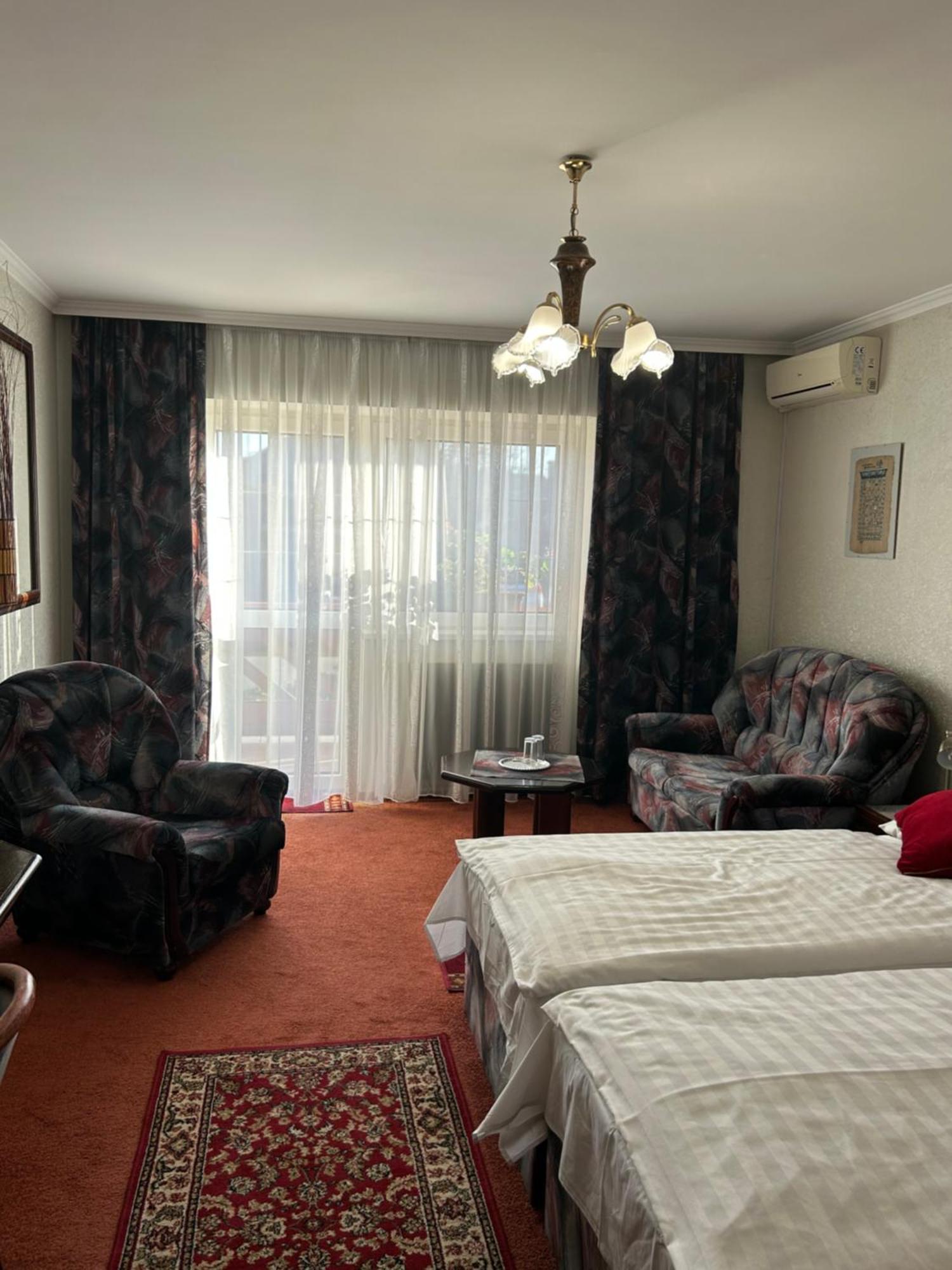 Angela Panzio Bed & Breakfast Berettyóújfalu Eksteriør bilde
