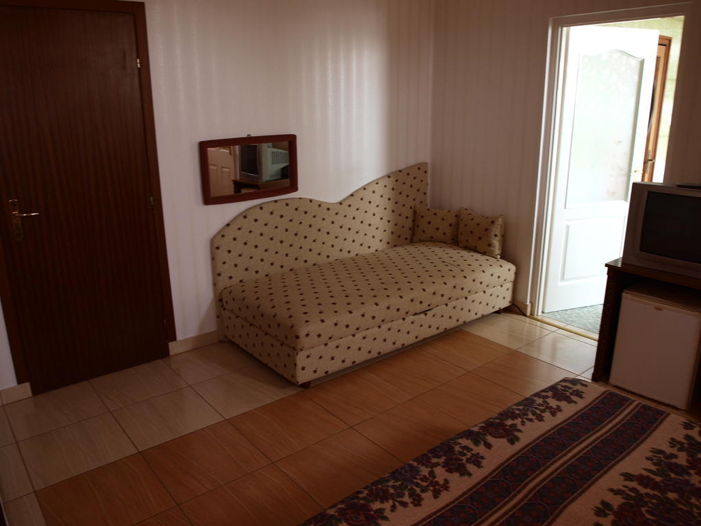 Angela Panzio Bed & Breakfast Berettyóújfalu Rom bilde