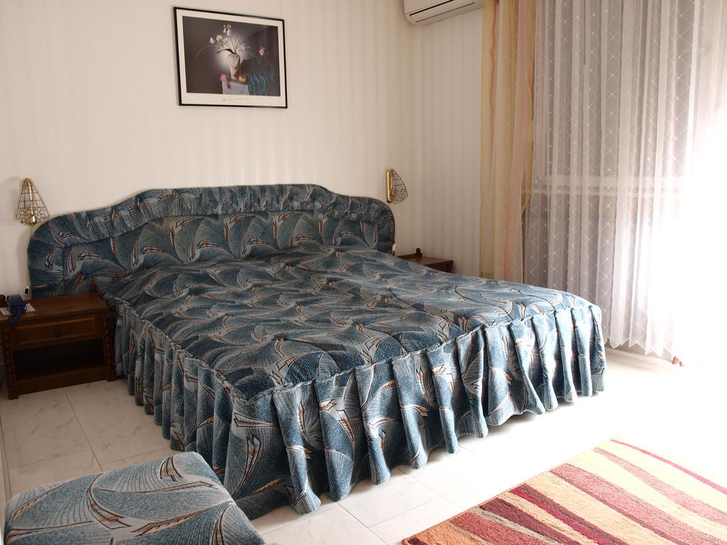 Angela Panzio Bed & Breakfast Berettyóújfalu Rom bilde