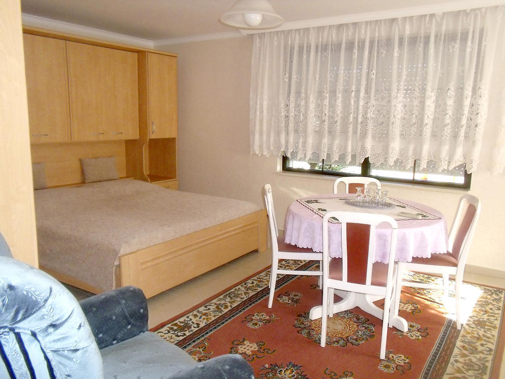 Angela Panzio Bed & Breakfast Berettyóújfalu Rom bilde